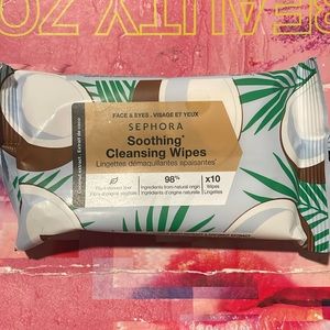 5 for $25! Sephora Cleansing + Exfoliating Wipes